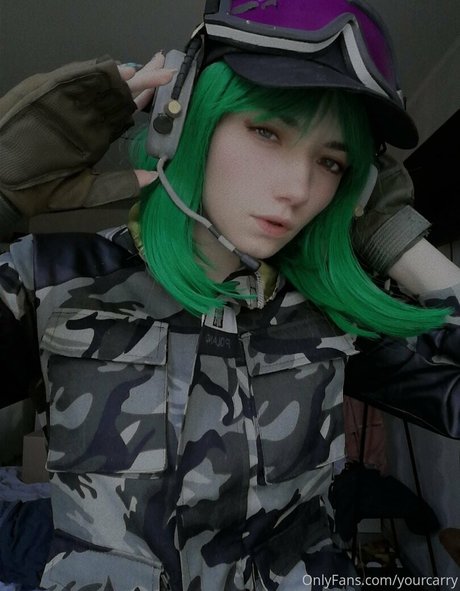 yourcarry free actress picture