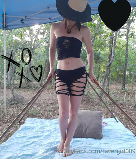 ravergirl009 sexy model photos