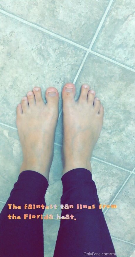 missviolet96 model pic