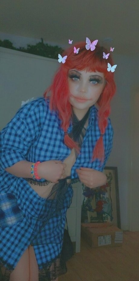 klowynm nude actress img