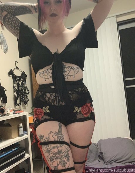 succubusitt pornstar naked pics