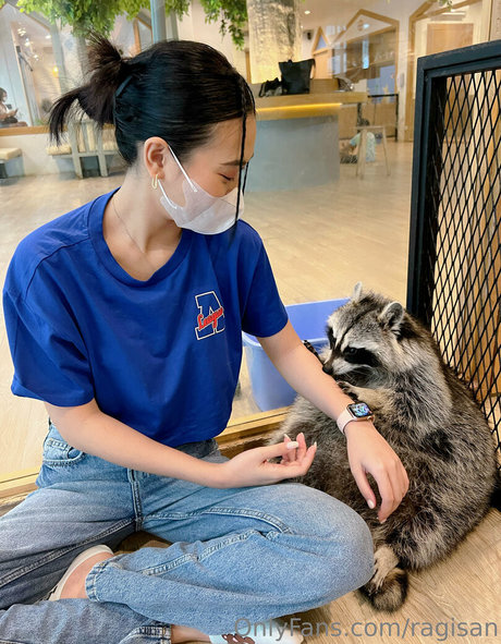 ragisan erotic pornstar pic