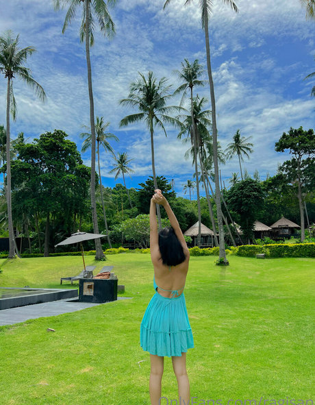 ragisan model naked images