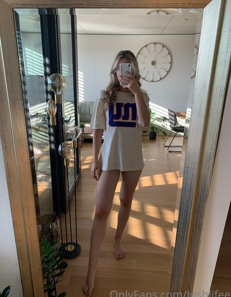 lushlifee pretty pornstar pic