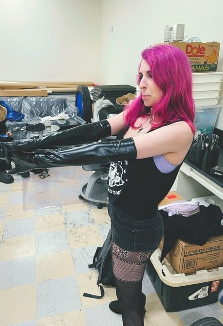 girlfriend onlyfans sexy nude picture