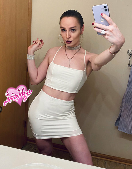 luciamaya star art pics