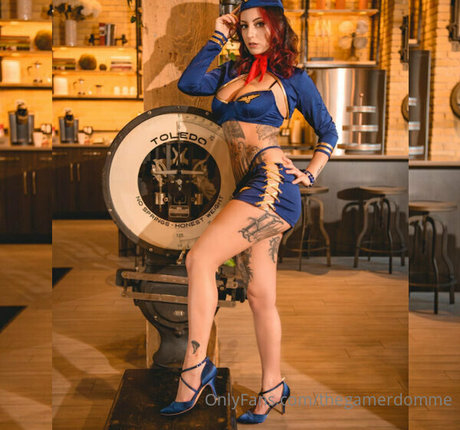 thegamerdomme naked pornstar picture