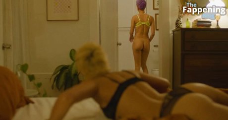 Jasmin Savoy Brown naked model picture