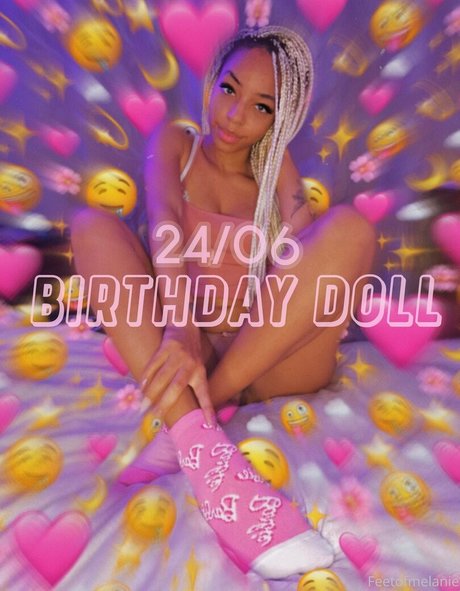 feetofmelanie exclusive model pic