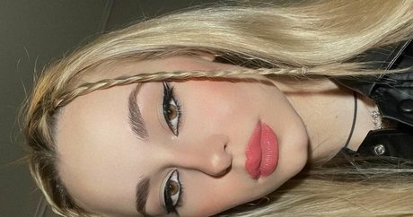 Elena Lagou star nudes galleries