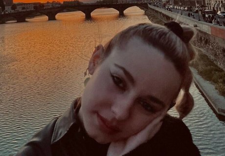 Elena Lagou beautiful actress pictures