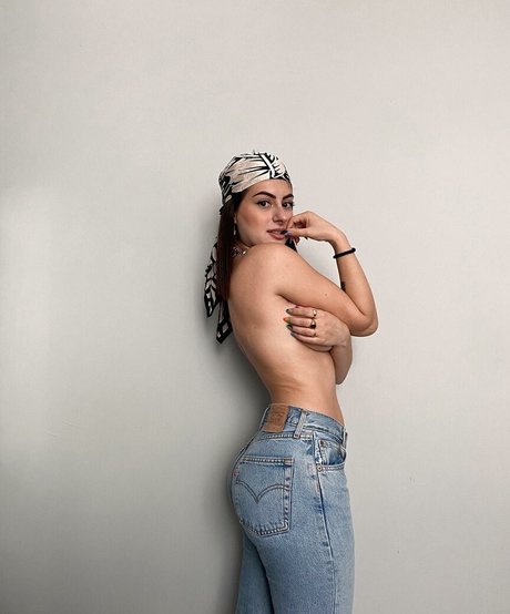 Era Bana pornstar naked photo