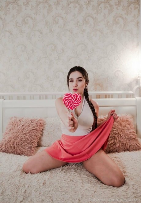 mollyfoxxxo pornstar beautiful pics