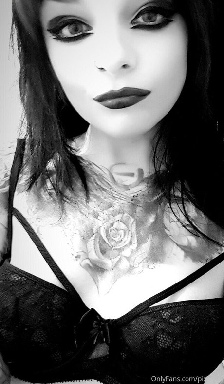 pixxigrrl beautiful pornstar photos