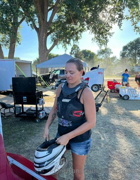 halfadime86 pretty actress archive