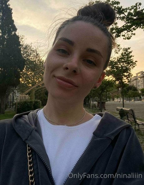 Nina Liin model pic
