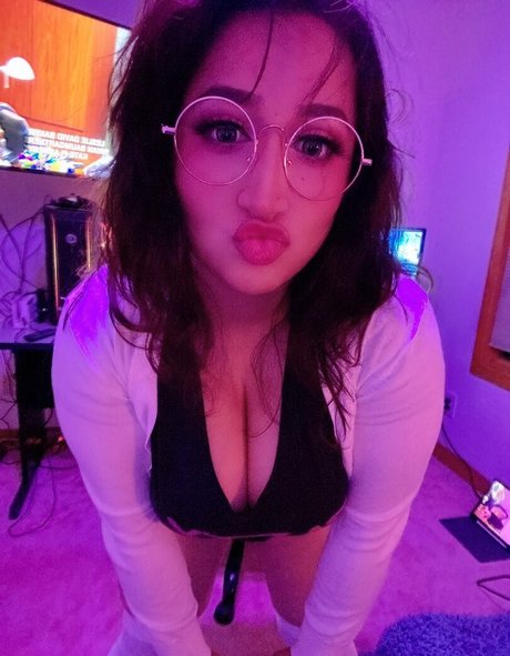 Nikki Geeks nudes pornstar images