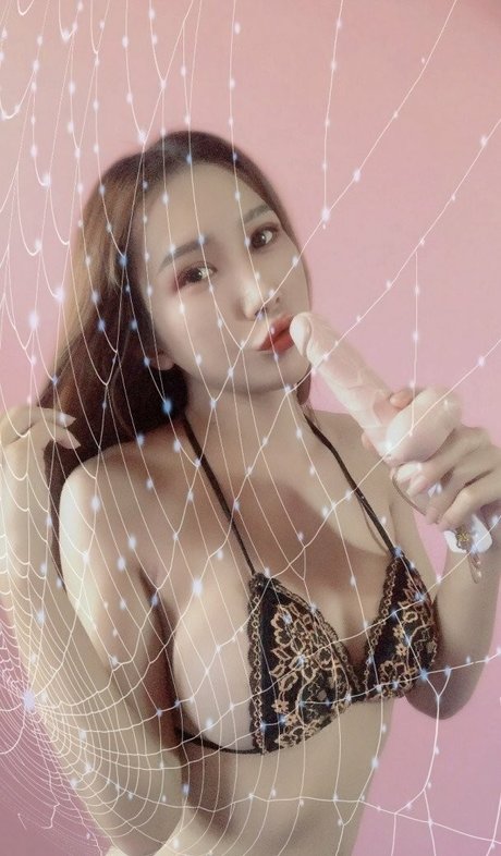 KK The Princess pornstar free picture