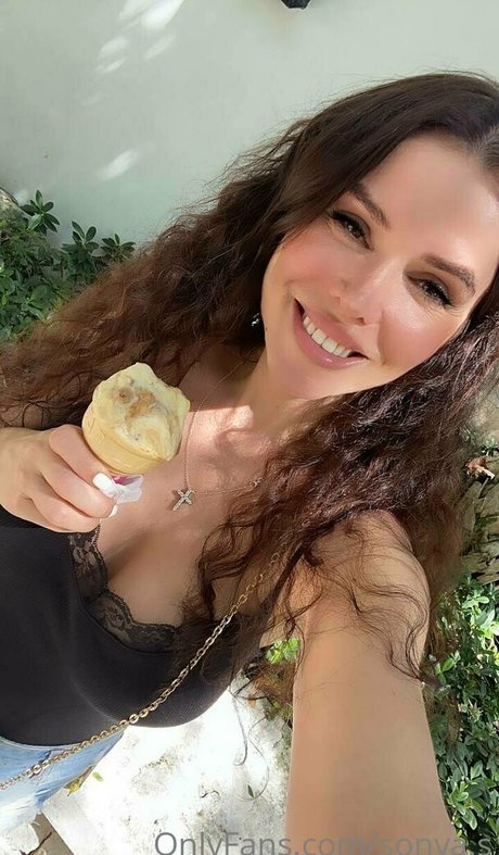 sonya s erotic star img