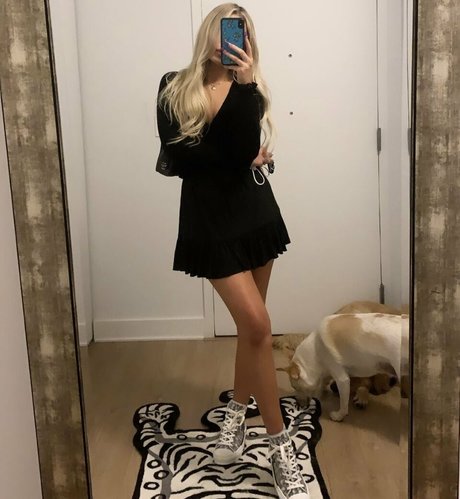 Dressupblondie model beautiful photos