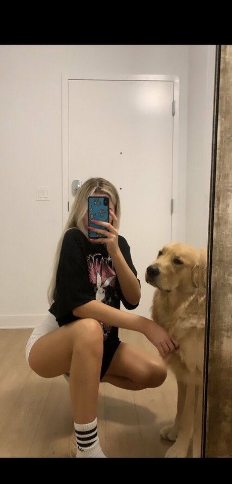 Dressupblondie star sexy photos