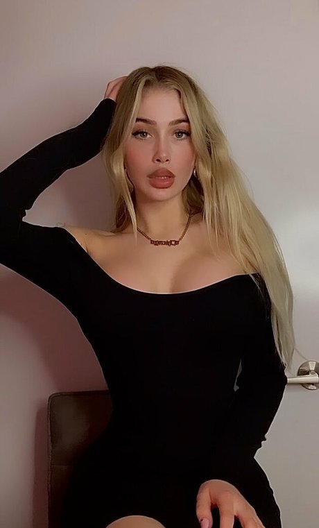 Dressupblondie top actress archive