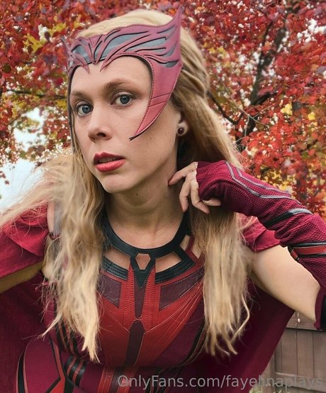 fayelinaplays star pornographic pictures