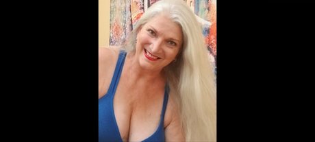 nakedyoganakedyoga model free img