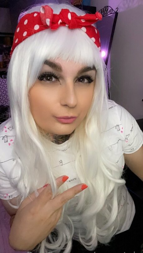 blonde handjob onlyfans free sexy image