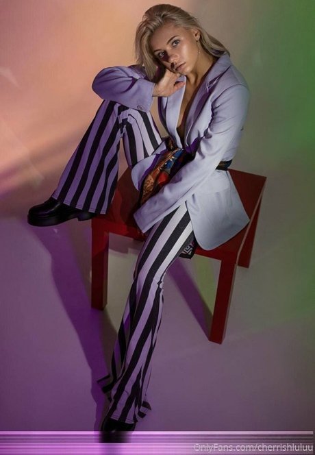 Sojourncouple art actress archive