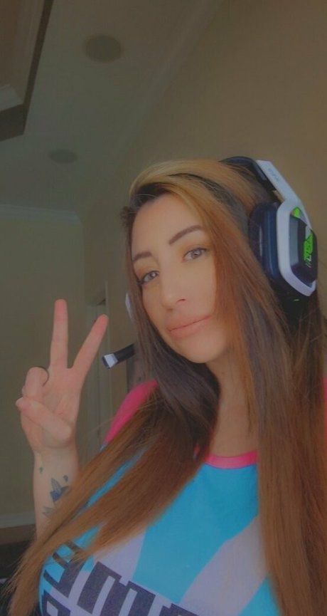 poppycarminexxx nice model picture