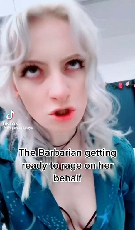 Dragon Cosplays star porn images