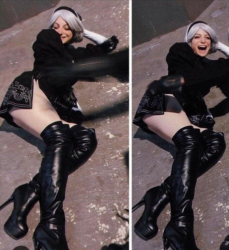 Dragon Cosplays model nude photos