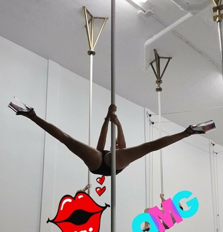 miss lau j model sexy images