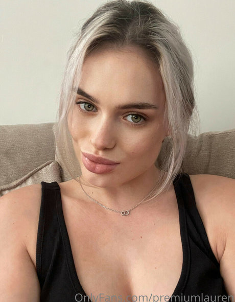 Your Brat star nudes images