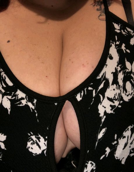 Xoxodolly star pornographic images