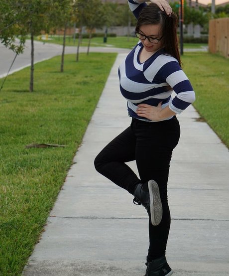 Stef Juicy top actress images