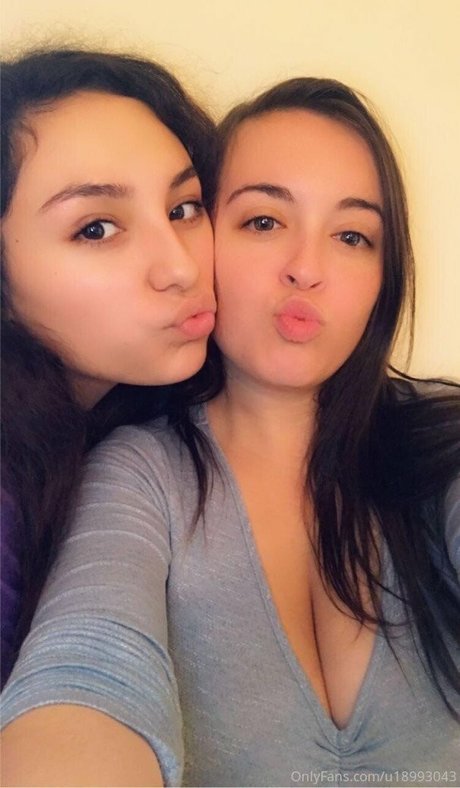 Stef Juicy sex model images