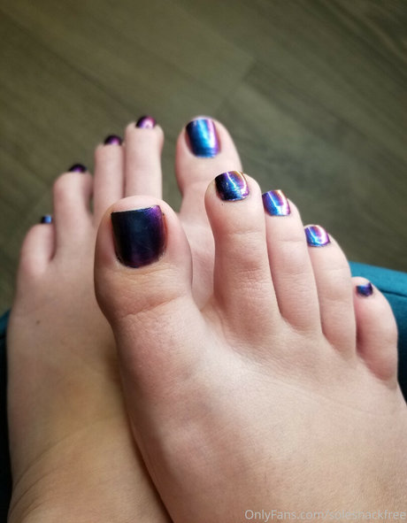 Solesnack high quality model pics