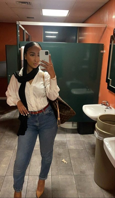 Omaima Benamre star nudes photos