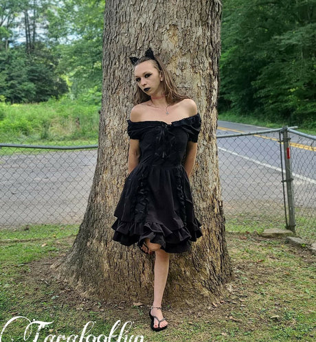 Tarafootfun naked star picture