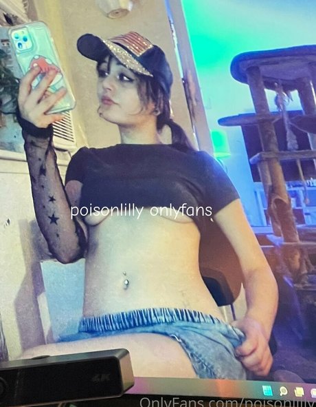 poisonlilly pornstar art picture