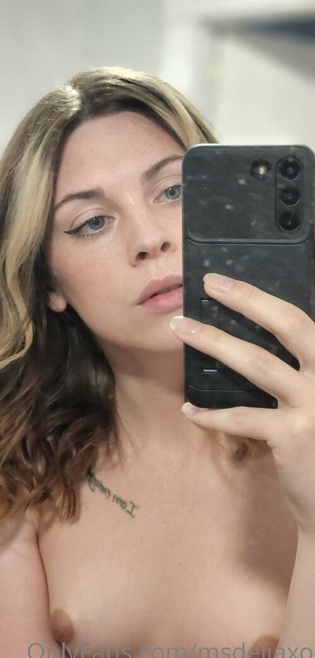 msdeliaxo naked star pictures