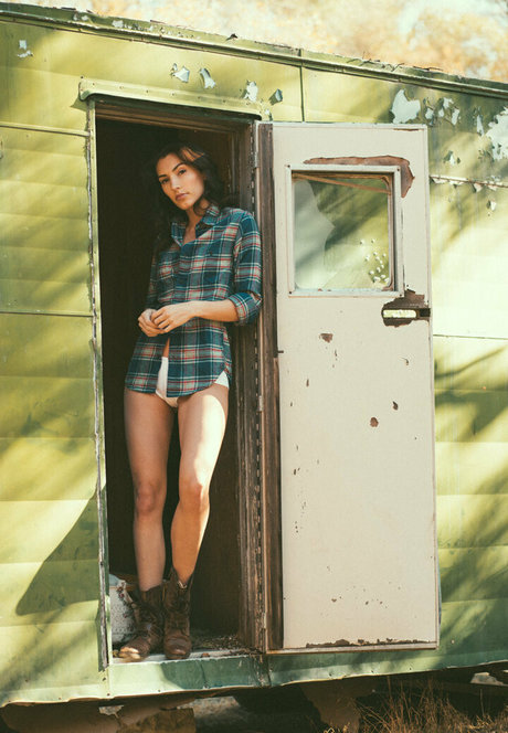 heyellen2 hd actress img