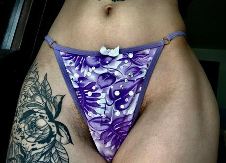 eshea star sexy galleries