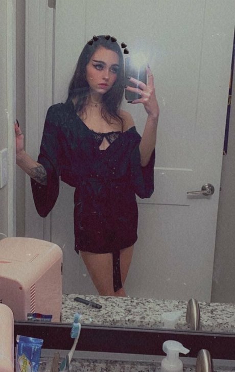 lilbabyjofree naked actress pictures