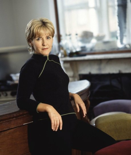 Amanda Burton perfect actress gallery