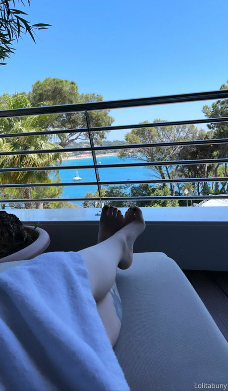 lo lita18 star erotic image