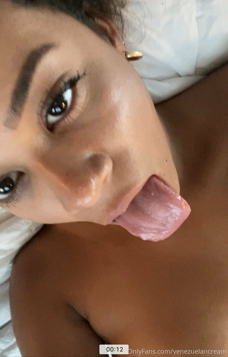 venezuelancream star hot photos