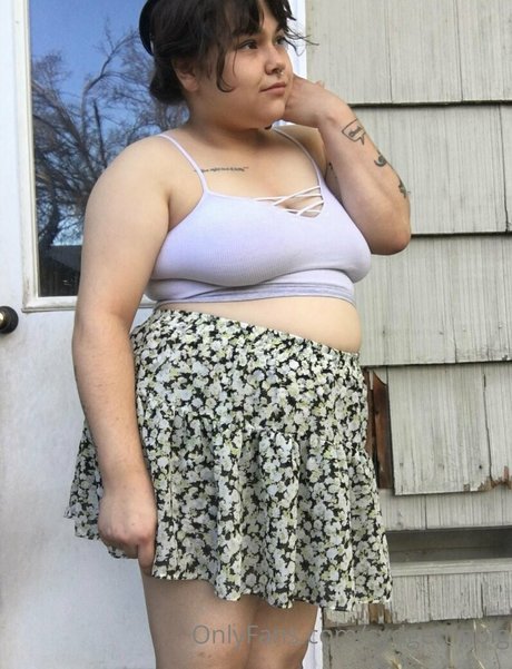 sydgettinbig adult model pic